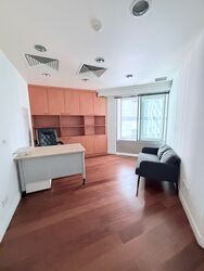 The Octagon (D1), Office #631958711